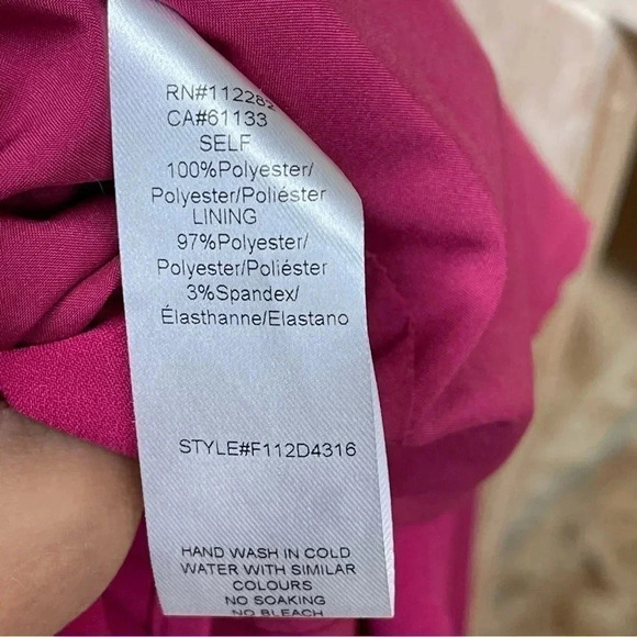 Adelyn Rae Nanda Puff Sleeve Mini Dress. Size Small, Color Fuchsia. Barbiecore. - Picture 6 of 6